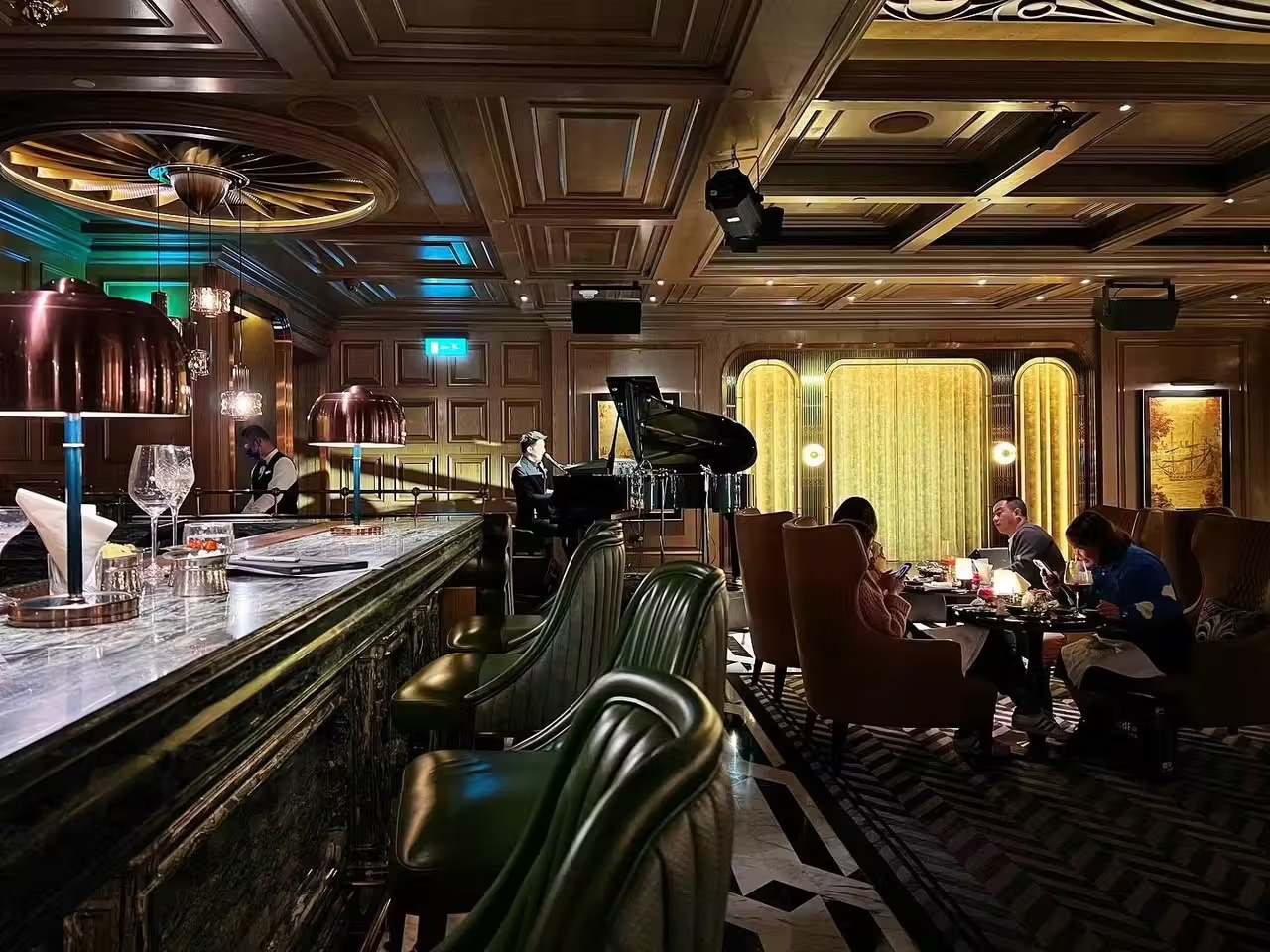 Restaurant met lounge en catering aanbod